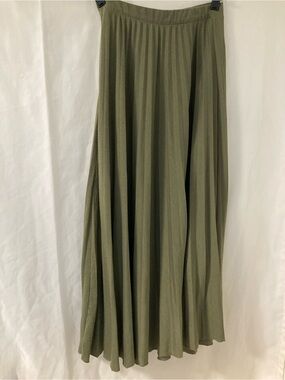ASOS DESIGN Olive Pleated Maxi Skirt EU 38 UK 10 US 6